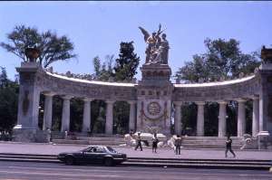 Mexico City, Juarez emlékmű
