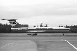 TU-154B-2, HA-LCS bérgép volt, 1988-ban visszakerült a Szovjetunió-ba